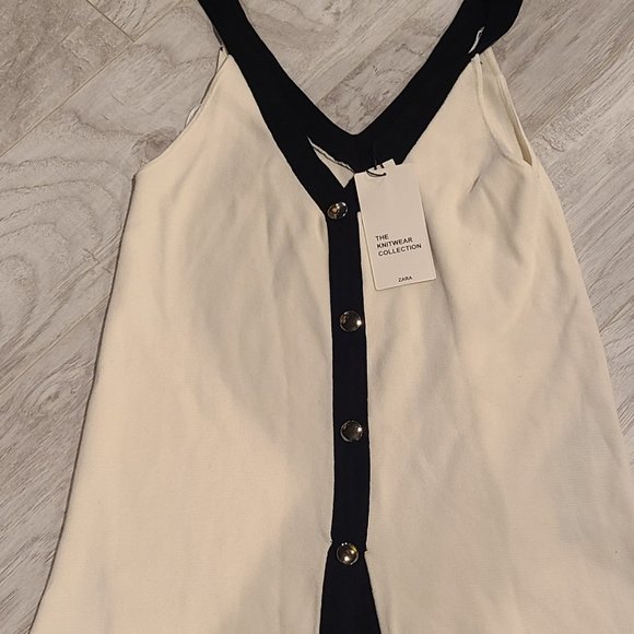 New Zara sleeveless knit top with gold buttons black and white size M - Picture 1 of 5